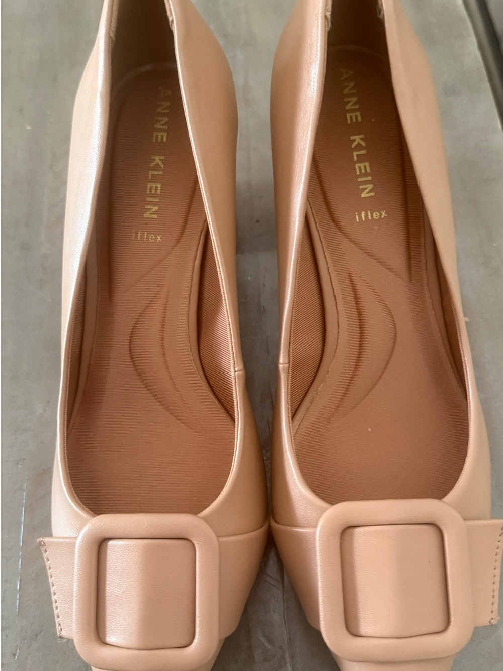 Anne Klein Nude Square Toe Buckle iFlex Flats Size 8.5